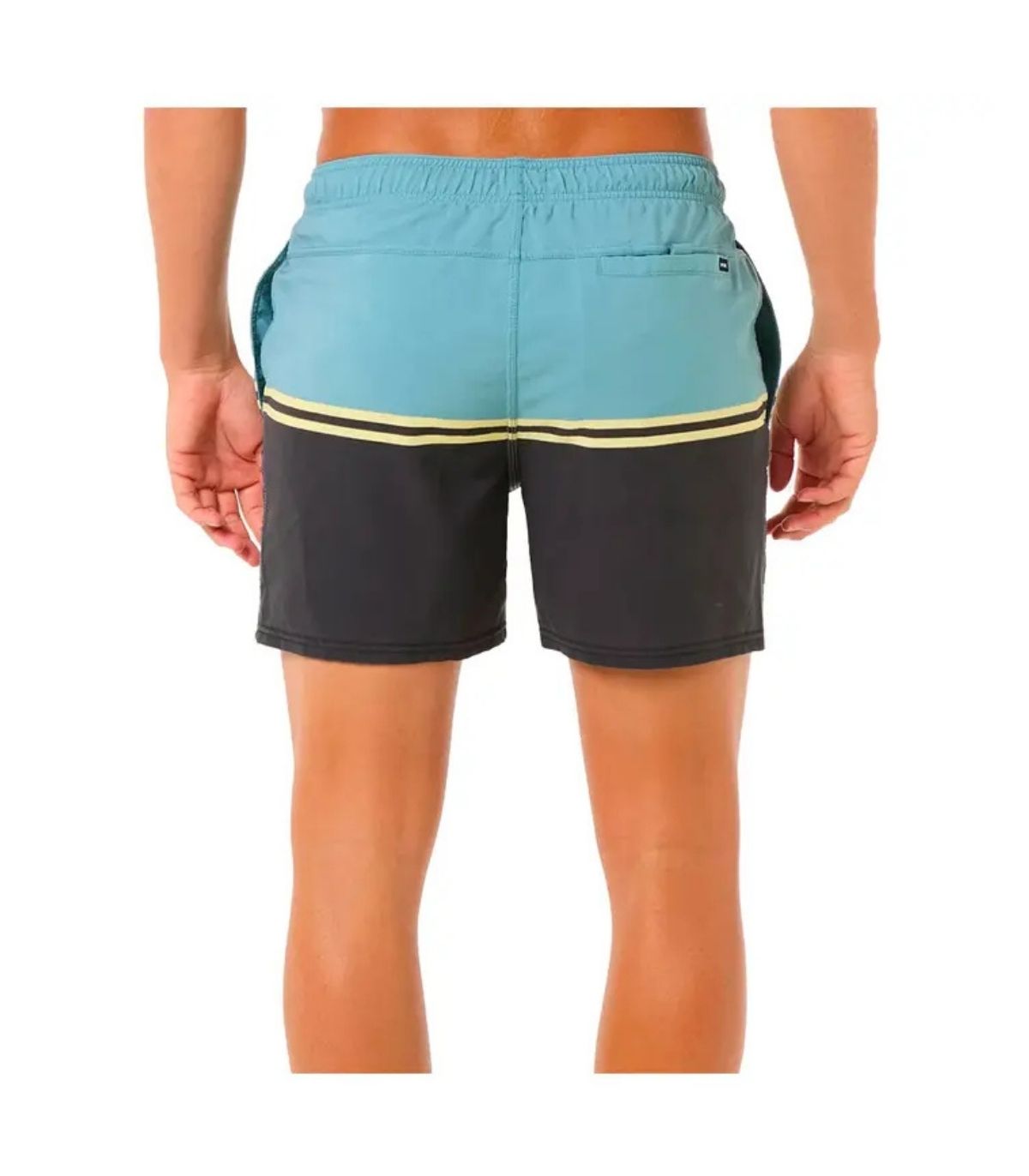 Bañador tres colores con cintura elástica y cordón ajustable.16 Pulgadas.Vista por detrás.