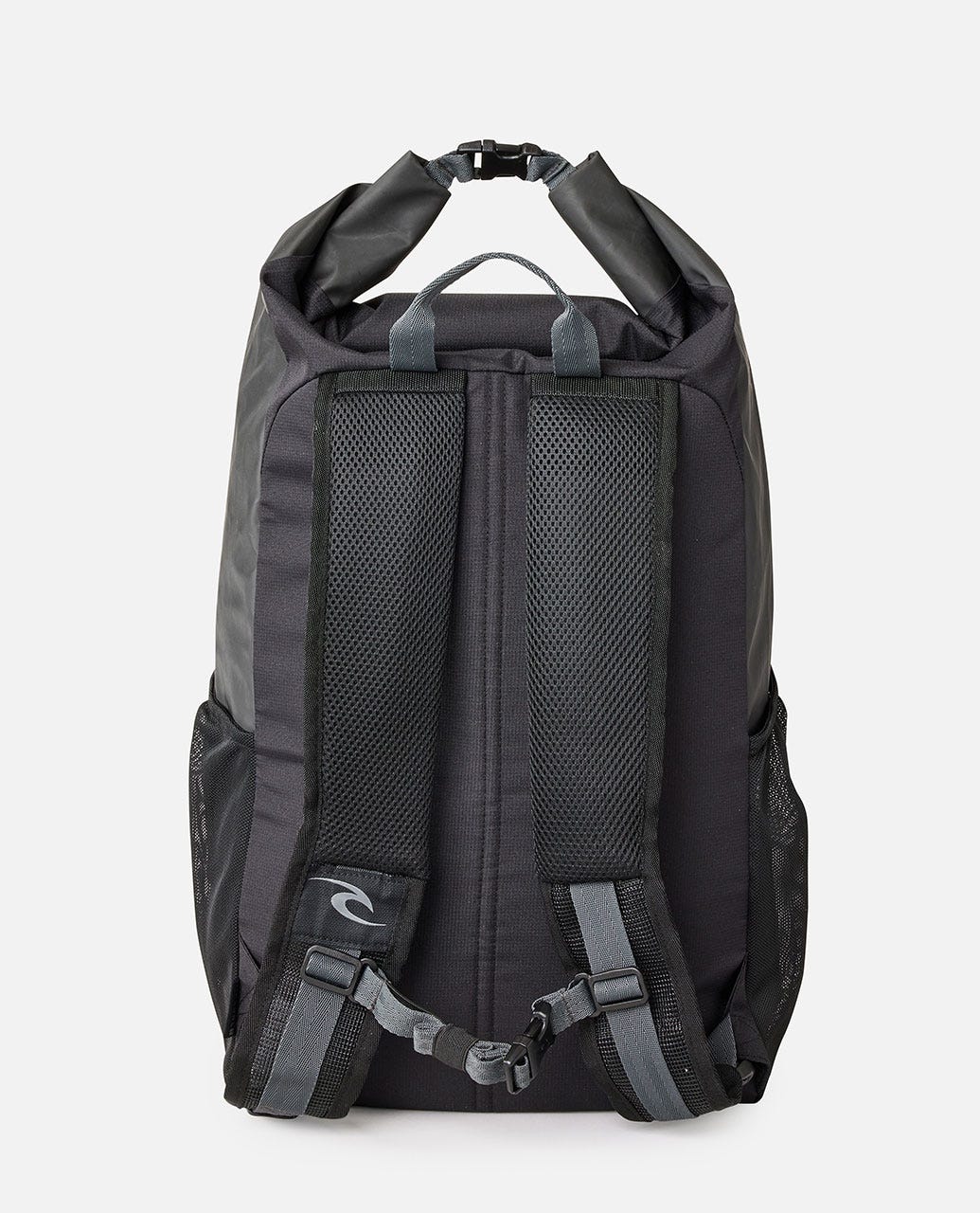 Mochila Rip Curl Surf Series 25L Ventura Pack – Vista trasera con asas acolchadas y correa de ajuste al pecho.