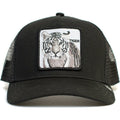 Gorra Trucker Goorin Bros The White Tiger negra con un parche con un tigre blanco y el texto TIGER bordado