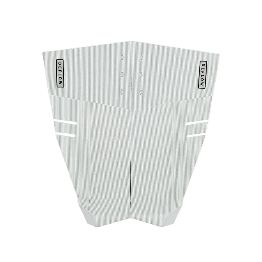 Grip de surf de cuatro piezas Deflow 4 Piece Traction en color silver plateado metálico, vista frontal mostrando las cuatro piezas sin arco central sobre fondo blanco.