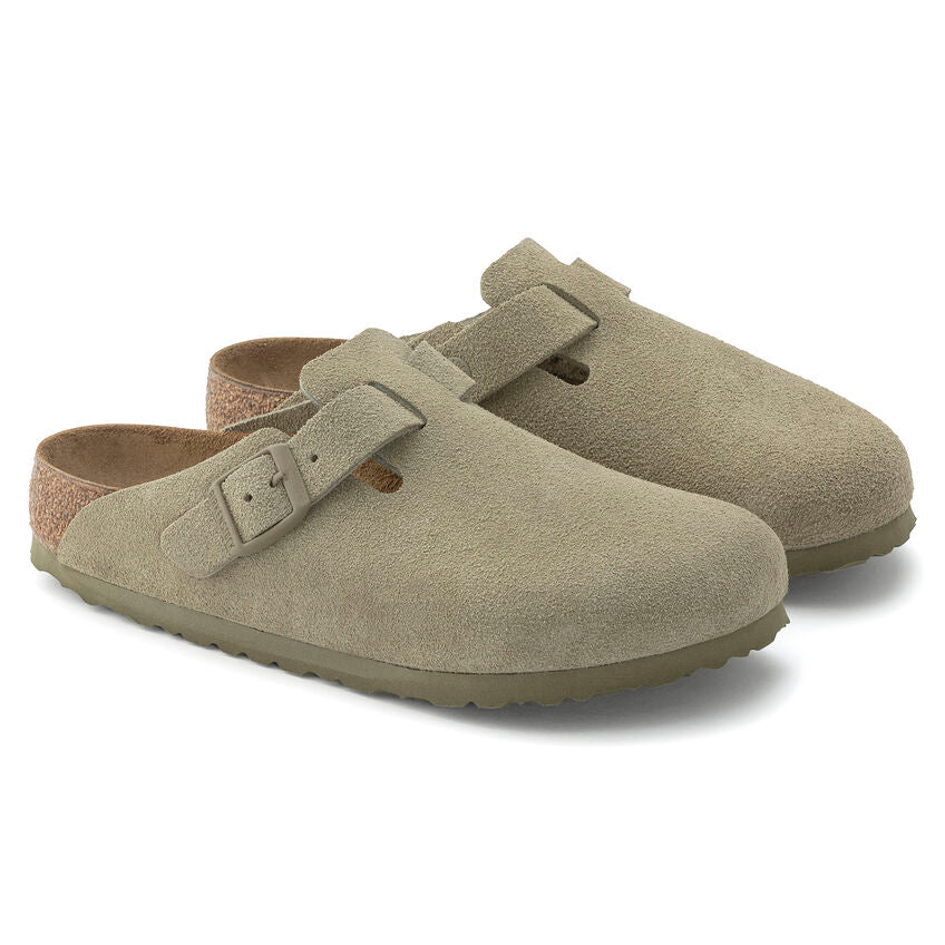 Zuecos Birkenstock Boston Faded Khaki Suede Clogs lateral