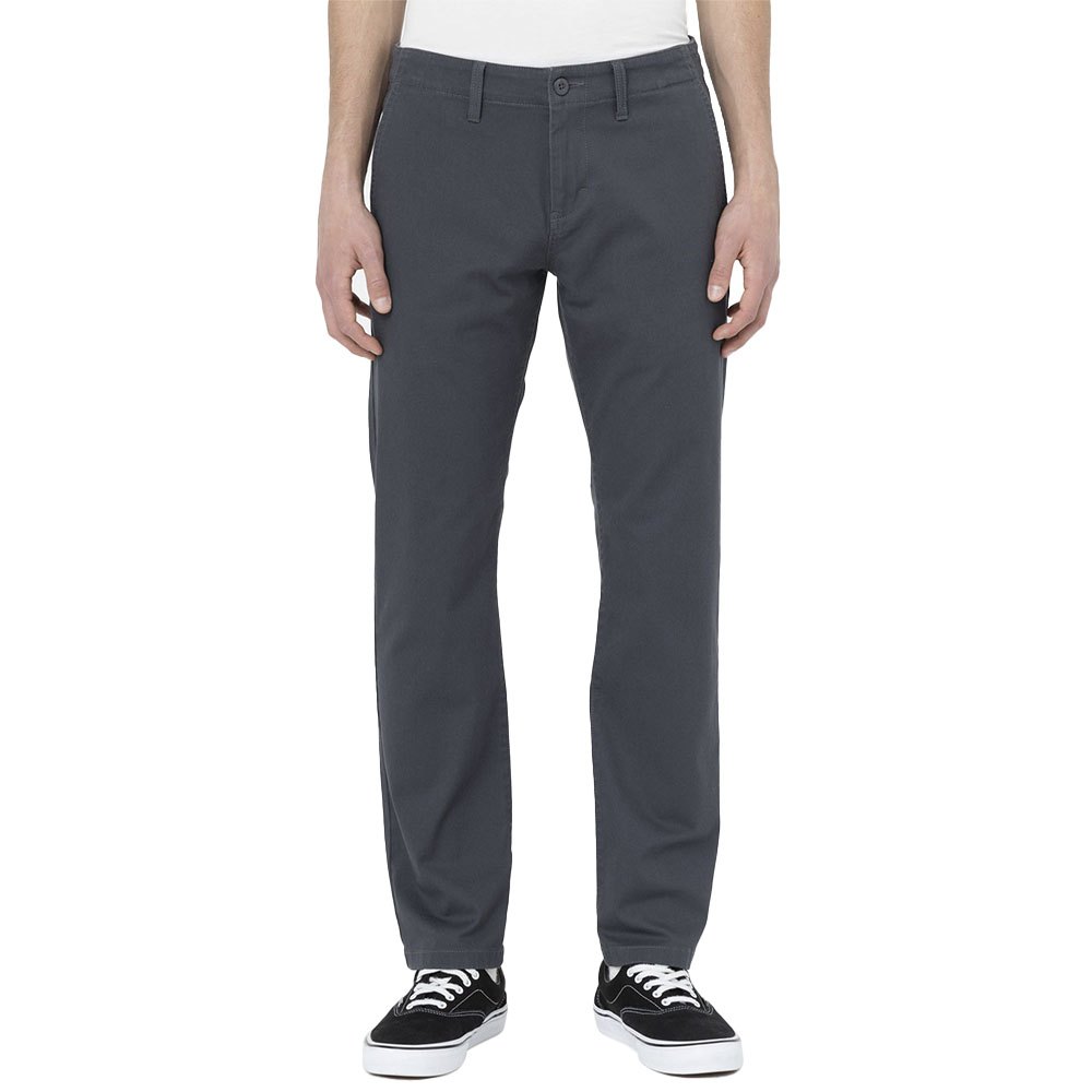 Hombre con el Pantalón Dickies Kerman Charcoal Grey