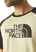 Camiseta de manga corta para hombre The North Face Raglan Easy Gravel con logo TNF en el pecho