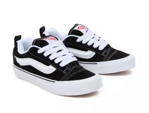 Zapatillas de skate Vans Knu Skool Black/True White