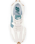 Zapatillas New Balance 327 Moonbeam New Spruce WS327GA Blancas con el logo N sobredimensionado en Verde superior