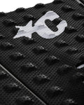Detalle del patrón Square Loc negro con micro-puntos Thermo-Lite y logo Creatures of Leisure blanco del grip Mick Eugene Fanning Signature black white.