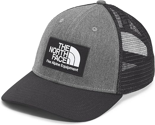 Gorra The North Face Deep Fit Mudder Trucker en color negro, diseño clásico de camionero.