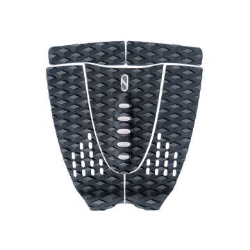 Vista frontal del grip de surf trasero Slater Designs 5 Piece Arch negro y gris, mostrando las 5 piezas simétricas, textura de diamante BLOOM, arco central con logo gris y recortes ovalados y circulares