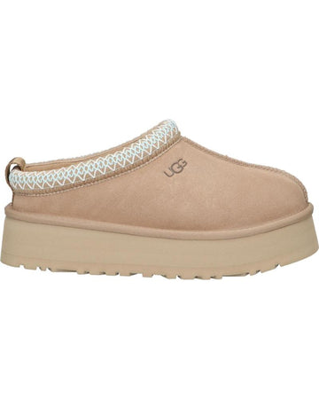 UGG TAZZ | ZUECOS DE ANTE CON PLATAFORMA Y FORRO UGGPLUSH™