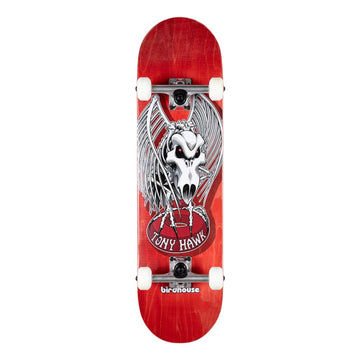 Skate completo Birdhouse Hawk Falcon 4 con tabla roja vista desde abajo: halcón esquelético de Tony Hawk, trucks plateados, ruedas blancas con anillo rojo y logo Birdhouse en blanco