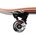 Detalle lateral de una rueda blanca de 52 mm con gráfica negra del halcón, texto Tony Hawk y logo Birdhouse en rojo, truck negro y cantos de arce del skate Birdhouse Stage 3 Hawk Falcon 2