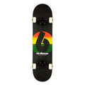 Base del skate completo Birdhouse Stage 3 Sunset con tabla negra, logo B recortado sobre un sol en degradado rojo, amarillo y verde, texto Birdhouse Skateboards, trucks negros y ruedas blancas