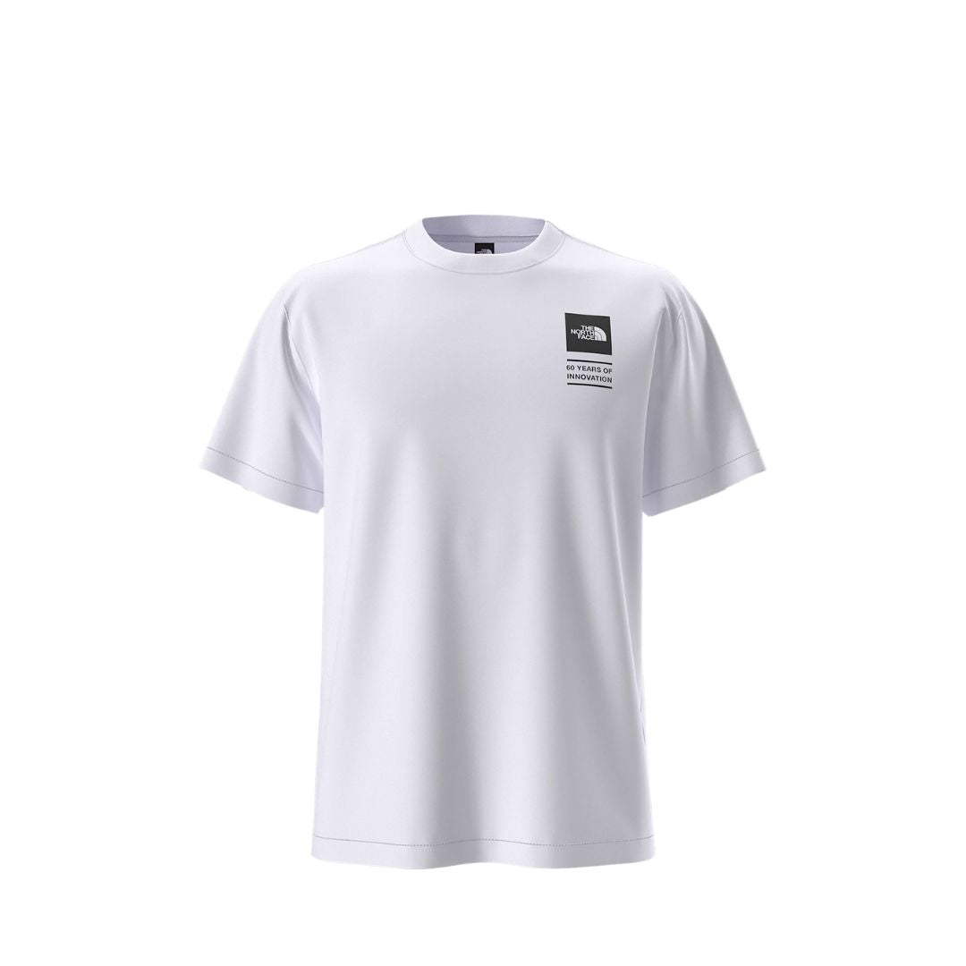 Camiseta The North Face Base Camp Duffel blanca TNF White, vista frontal, manga corta y logo The North Face en el pecho.