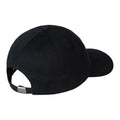 Gorra Carhartt WIP Bumper Sticker Cap negra, vista trasera en producto plano mostrando la copa de seis paneles y el ajuste con hebilla metálica.