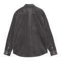 Camisa de pana Carhartt Madison de manga larga en color gris oscuro, vista trasera completa con canesú, pliegue central en la espalda y puños con botón de nácar sobre fondo blanco.