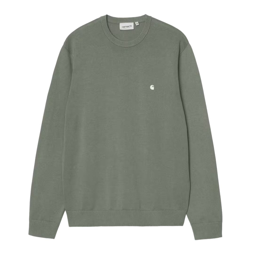 Carhartt WIP Madison Sweater velvet green con logo blanco bordado en el pecho, jersey de algodón con cuello redondo y puños acanalados.