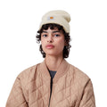 Mujer con el gorro Carhartt WIP Short Watch Hat Blanco