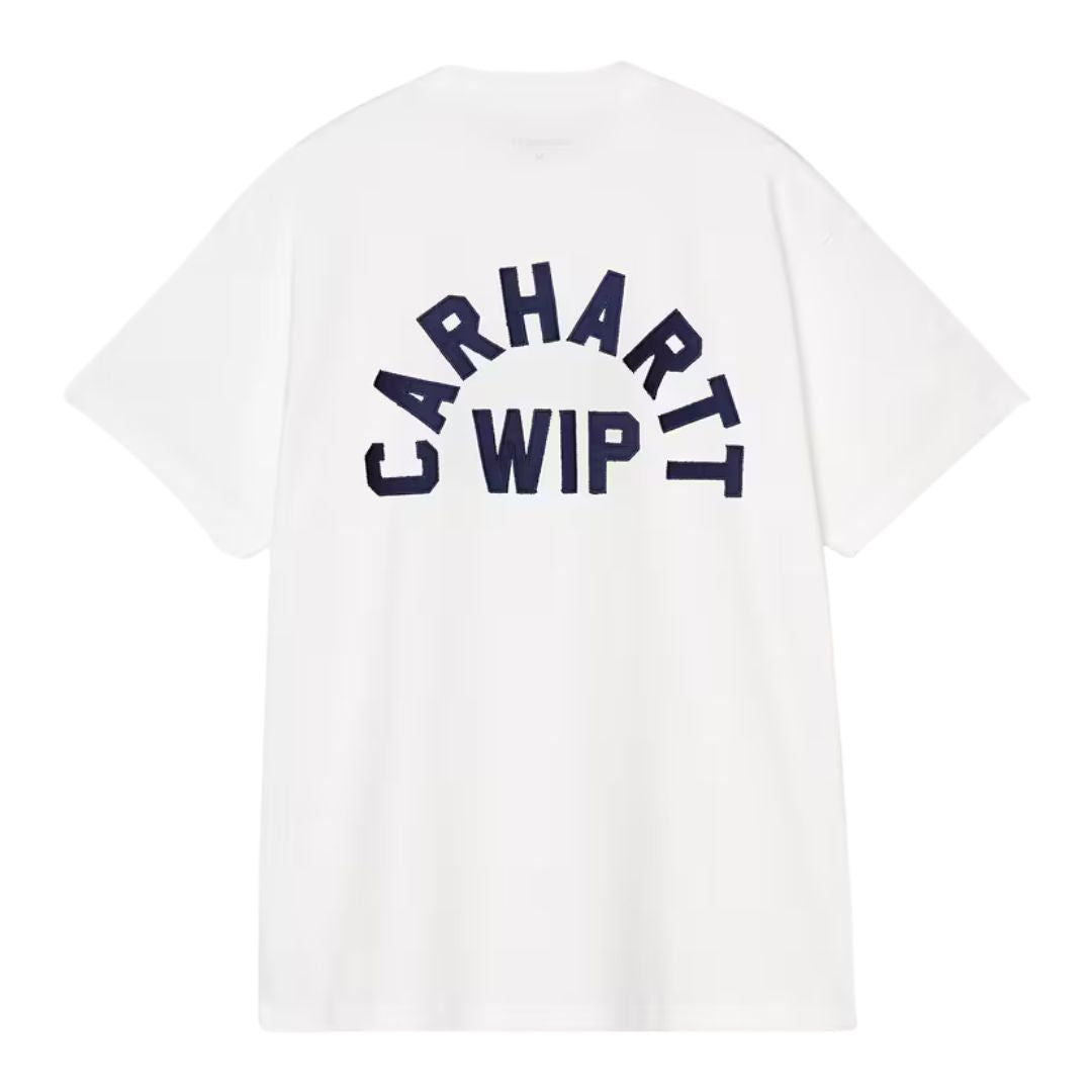 Camiseta Carhartt WIP S/S Arch Script en blanco y azul marino, vista trasera en plano sobre fondo blanco, con gran gráfico bordado Carhartt WIP ocupando toda la espalda.