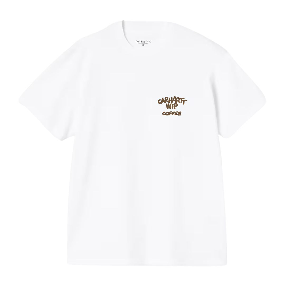 Carhartt WIP S/S Coffee Break T-Shirt en color blanco, vista frontal plana. Camiseta de algodón orgánico de peso medio con cuello redondo, manga corta y estampado gráfico en el pecho izquierdo con el texto "Carhartt WIP / Coffee" en tipografía bubble en marrón. Corte loose fit.