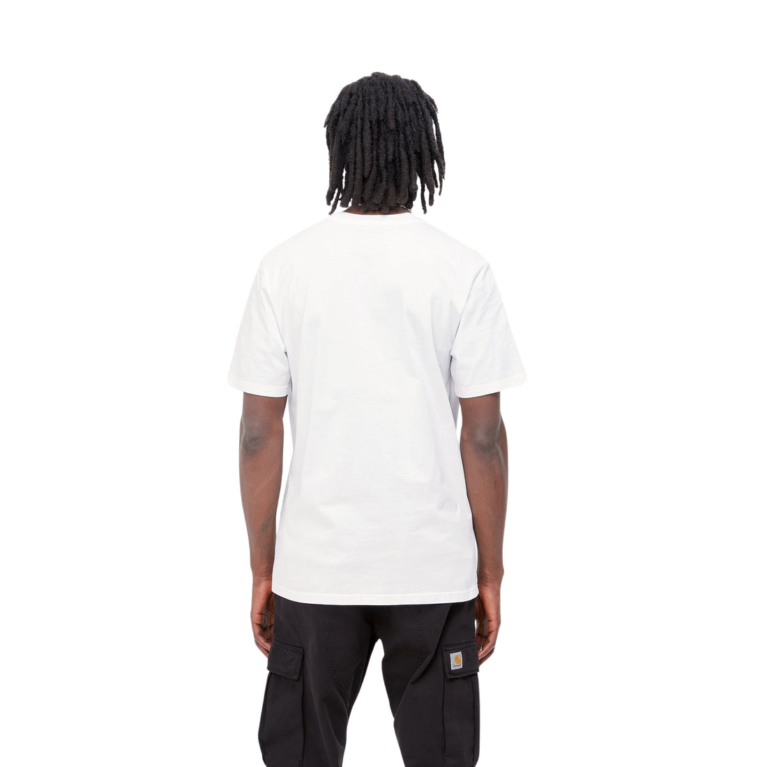 Hombre con la camiseta básica de manga corta Carhartt WIP S/S Script T-Shirt Blanca con el logo Carhartt en Negro