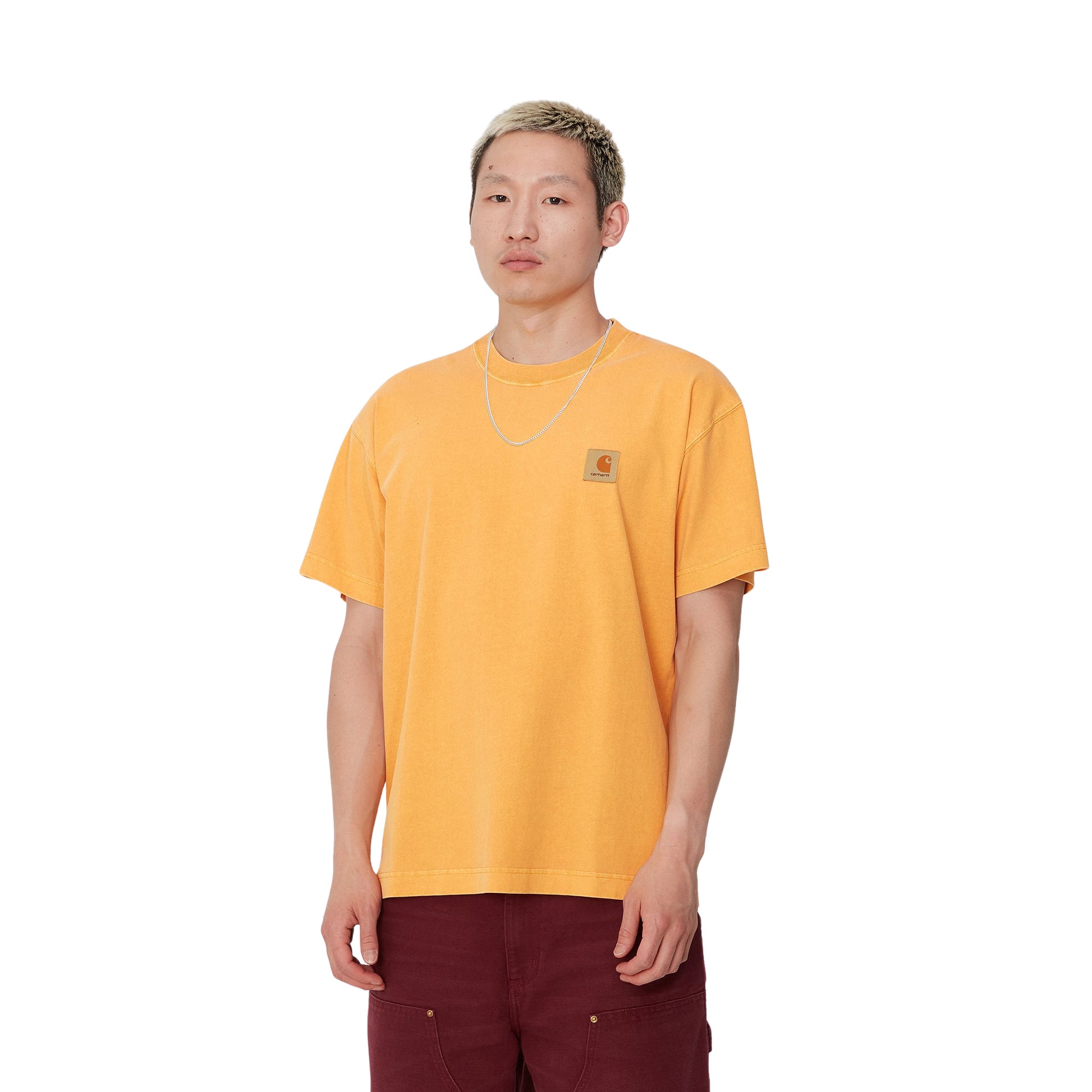 Hombre con la camiseta básica de manga corta Carhartt WIP S/S Vista T-Shirt Naranja