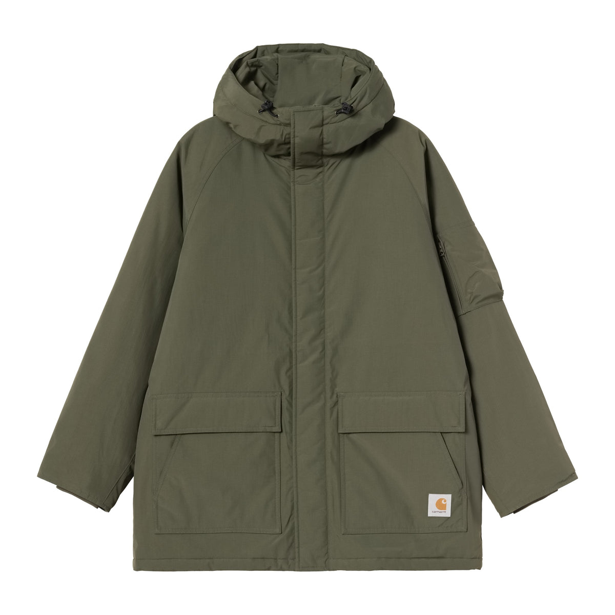 Parka Carhartt WIP Stanwood Parka en color Cypress, vista frontal sobre fondo blanco con capucha, tapeta de botones, bolsillo en la manga y dos bolsillos de parche.