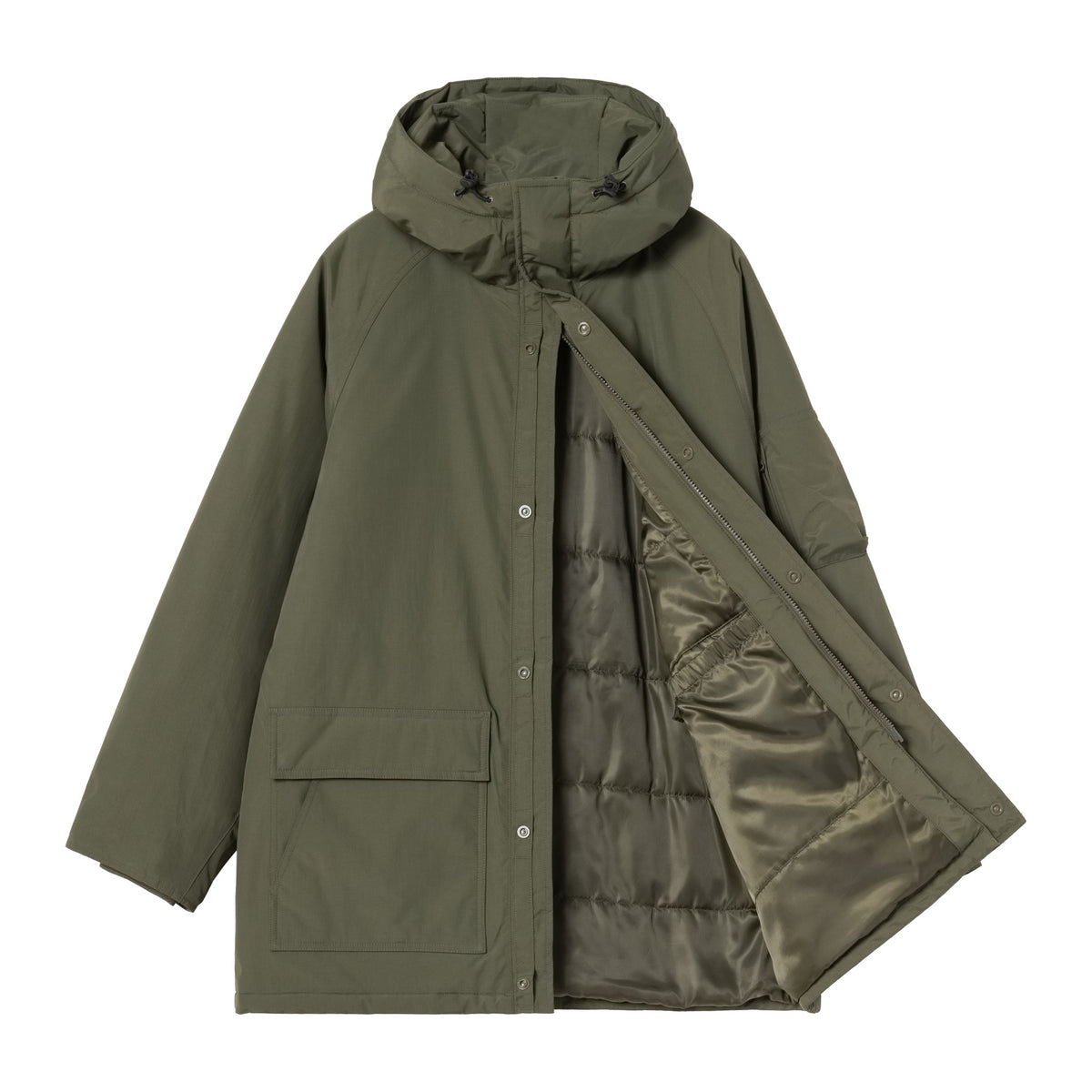 Parka Carhartt WIP Stanwood Parka en color Cypress abierta sobre fondo blanco, mostrando el forro interior acolchado, la cremallera y la tapeta de botones.