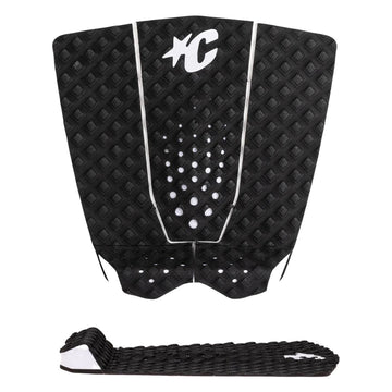 Grip de surf Creatures of Leisure Griffin Colapinto Signature black: vista completa de las 3 piezas negras con patrón Diamond Loc II, logo blanco, Alpine Kick de 30 mm y arch bar de 7 mm.