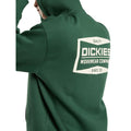 Detalle del estampado trasero en relieve Dickies Workwear Company de la sudadera Bolivar FZ Pine Needle Green.