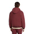 Vista trasera con modelo vistiendo la chaqueta Dickies Hilham Hooded Canvas color Andorra.