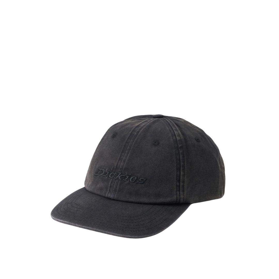 DICKIES MIDDLEFIELD WASH DAD CAP negra efecto washed vista frontal con visera precurvada y logo bordado.
