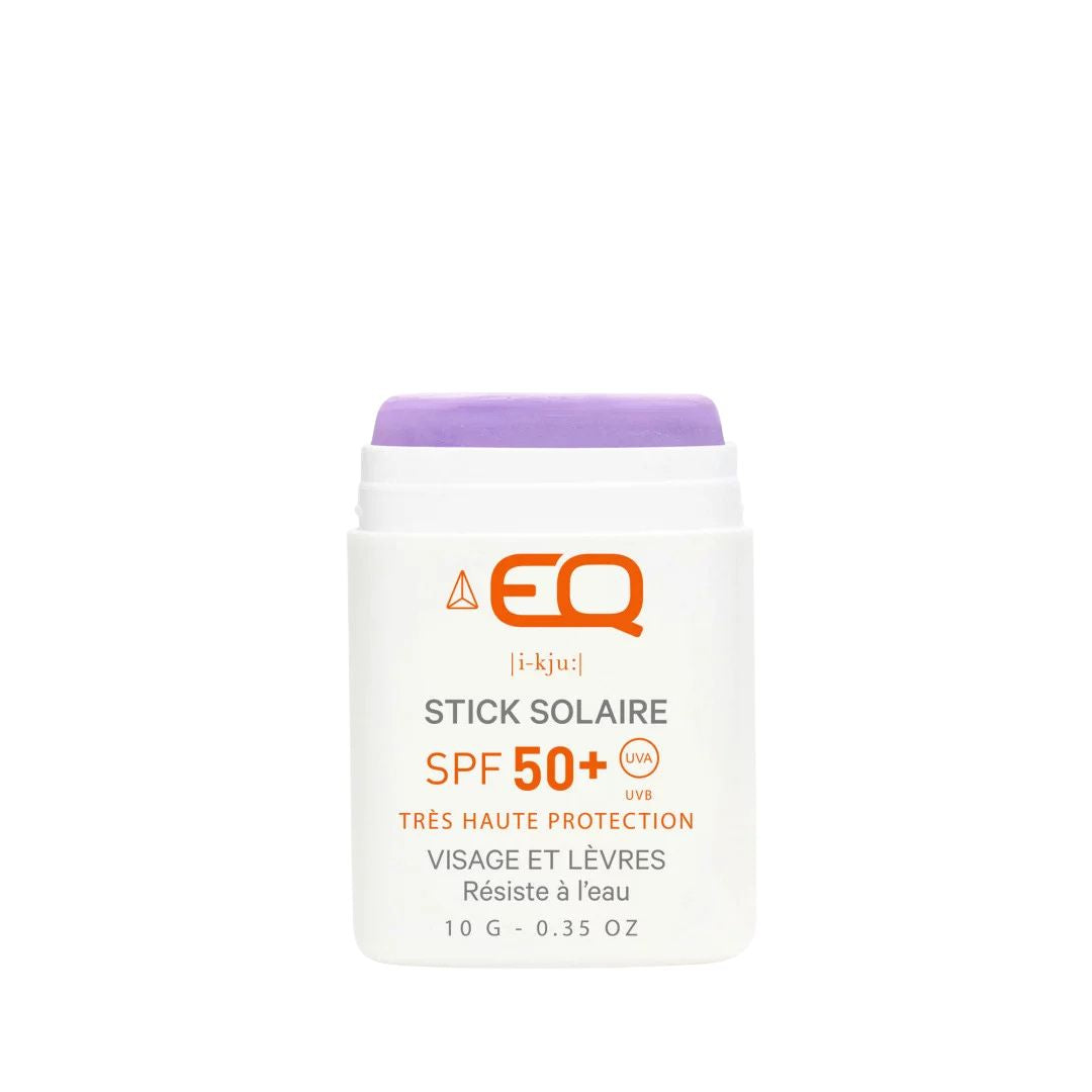 Protector solar stick EQ SPF50+ bio color mauve para rostro y labios con filtros minerales y formato portátil para deporte outdoor.