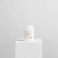 EQ stick solar SPF50+ bio color blanco protector solar facial y labios resistente al agua formato compacto.