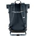 Vista trasera de la mochila Fjällräven High Coast Foldsack 24 navy mostrando correas ajustables y panel acolchado