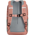 Parte trasera mochila Fjällräven Skule Kids 15L color dusty rose con tirantes acolchados y cinta pectoral ajustable.