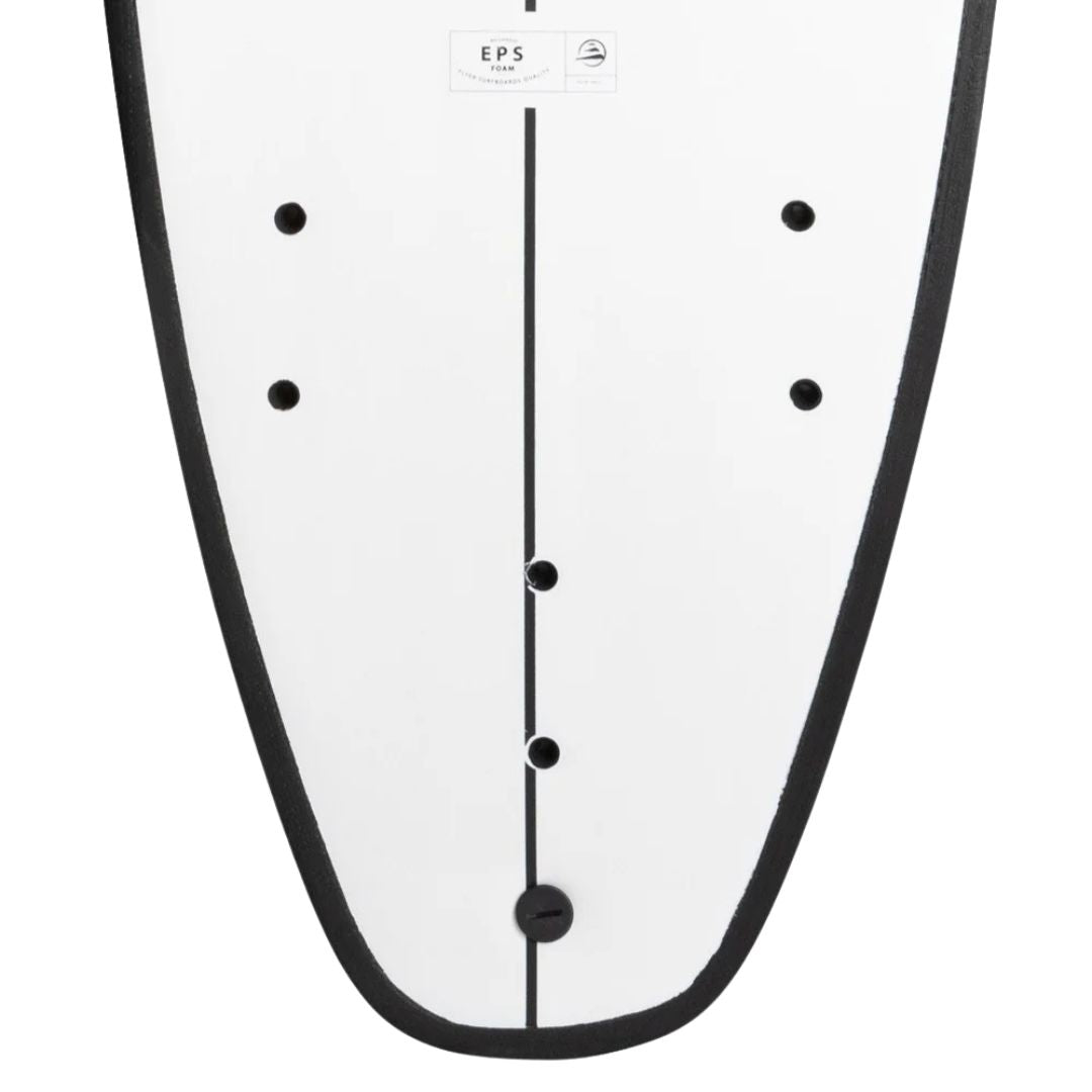 Detalle de la cola de la tabla Flysurf Cold Hawaii 8.0 con sistema de quillas VPS y estructura EPS.