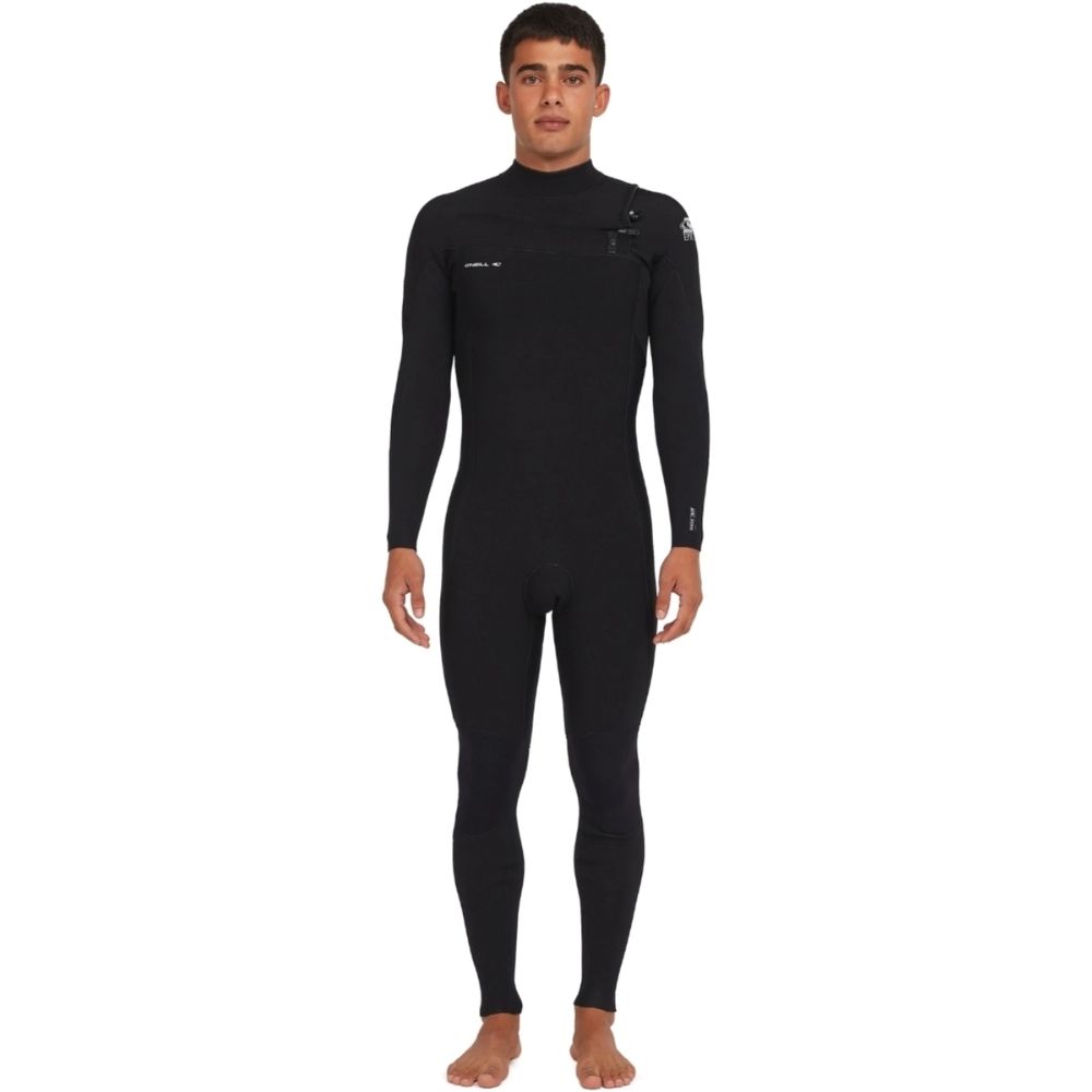 "Neopreno O'Neill Epic 4/3 Chest Zip para surf vista frontal – traje de surf flexible y cálido"