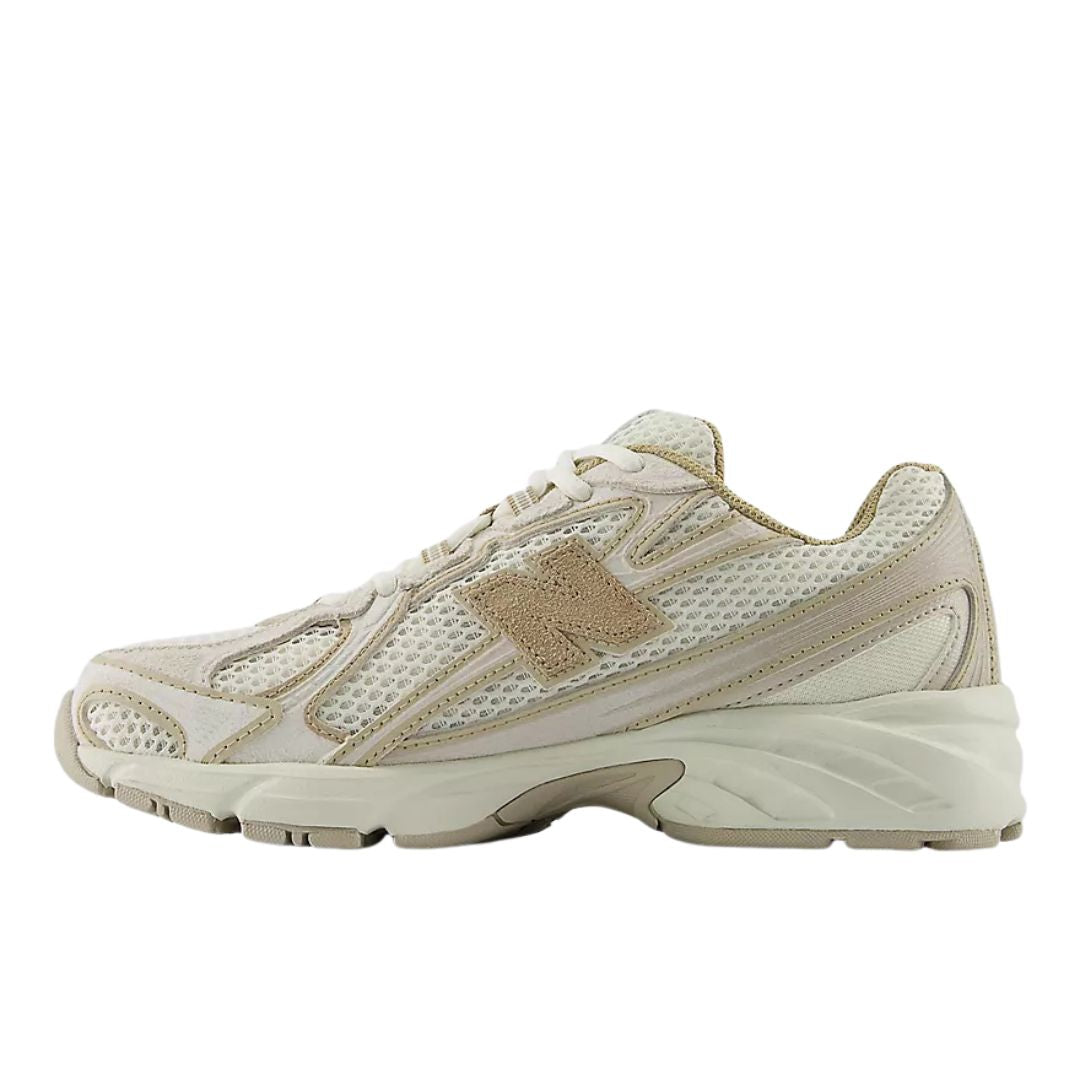 Zapatillas New Balance 740 Incense Angora Timberwolf, vista lateral exterior con logo N en beige y mediasuela ABZORB.