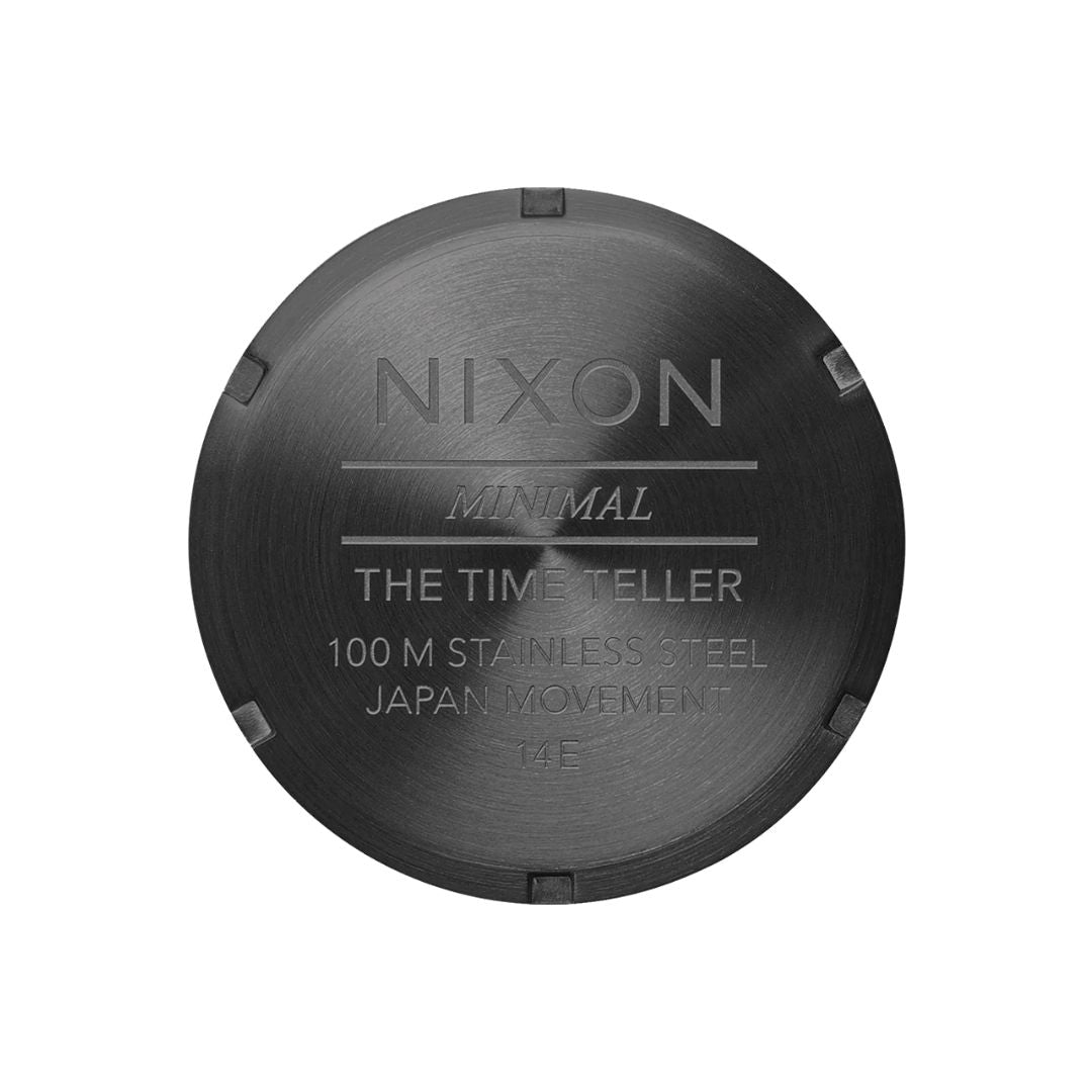 Reloj Nixon Time Teller Gunmetal Black Sunray colocado en la muñeca de un hombre, mostrando su tamaño y ajuste.