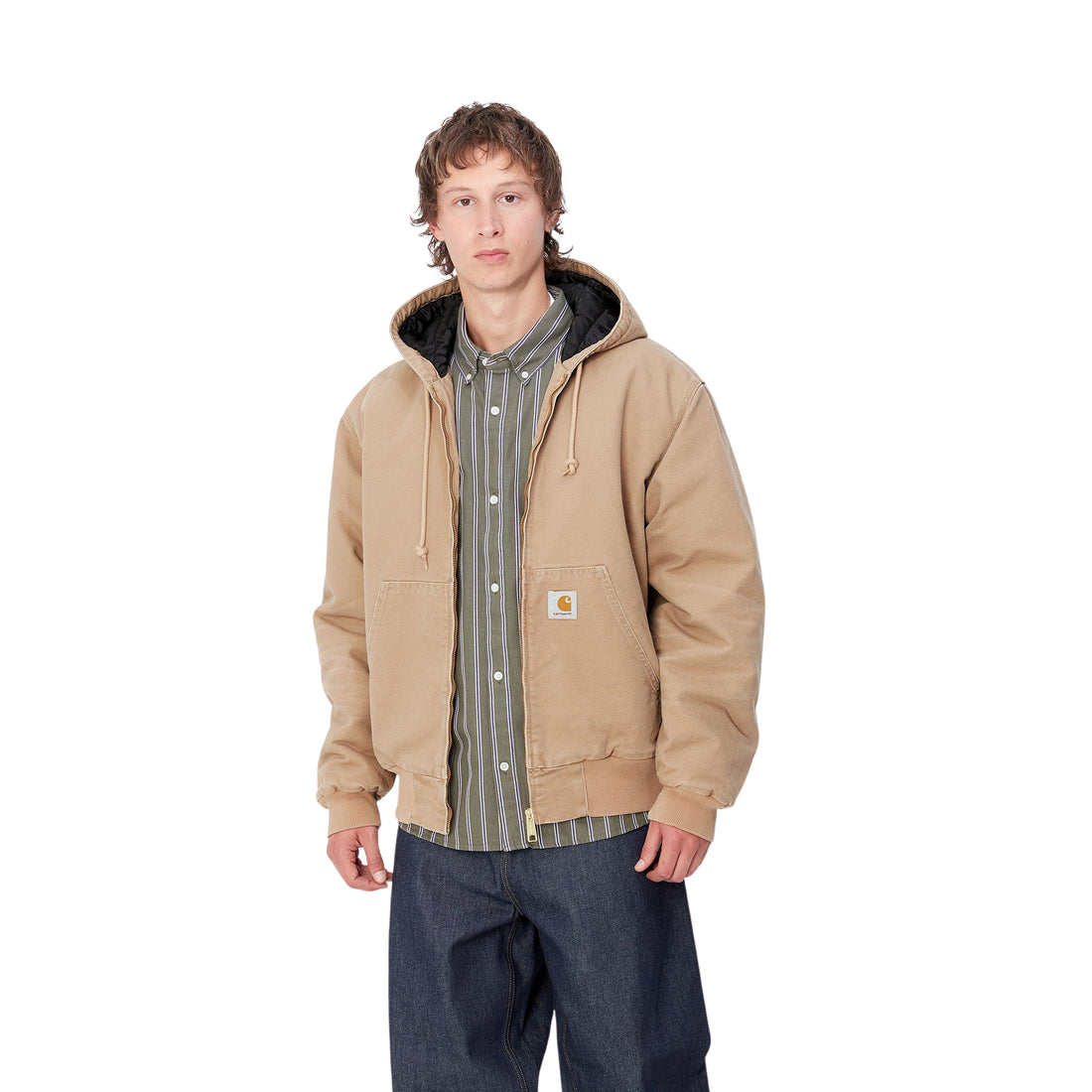 Hombre con la Chaqueta resistente y térmica Carhartt WIP OG Active Jacket color cacahuete