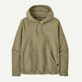 Patagonia Boardshort Logo Uprisal Hoody en color verde Gumtree Green — vista frontal con capucha, cordón ajustable, bolsillo canguro y logo Patagonia serigrafiado en el pecho izquierdo.