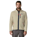 Patagonia Retro Pile Jacket color Pelican Smolder Blue, chaqueta polar reciclada con cremallera completa y detalles en contraste rojo y gris.