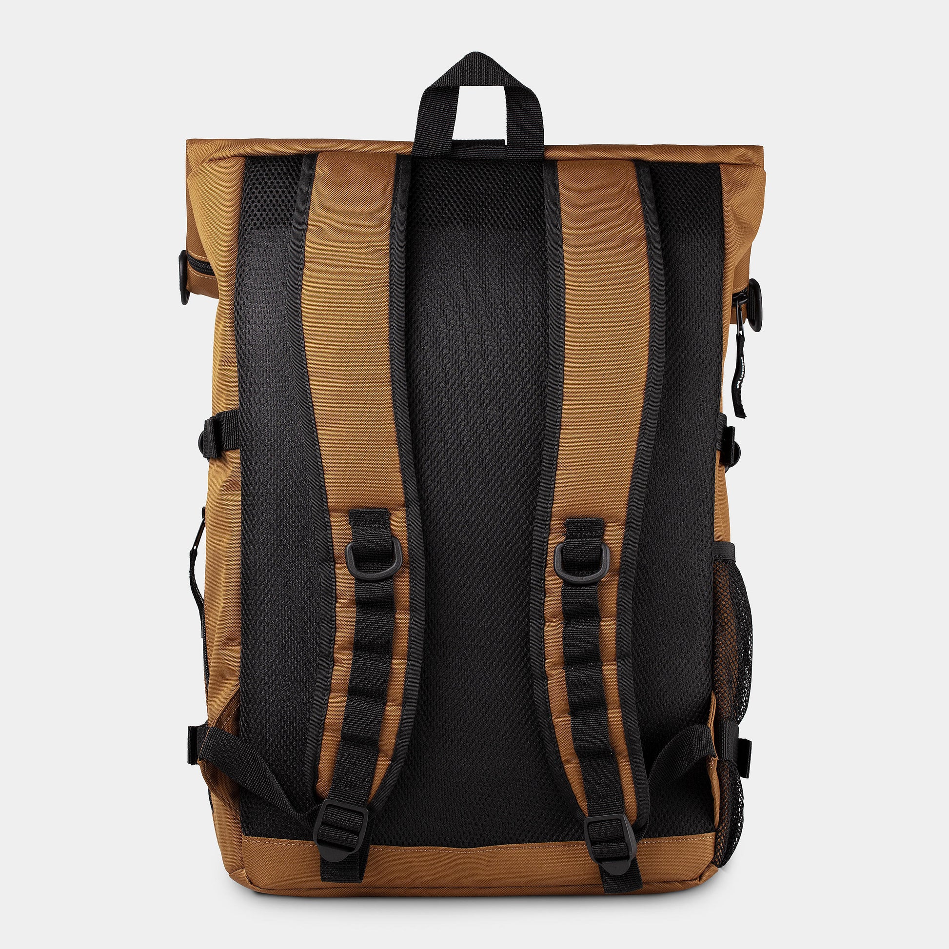 CARHARTT WIP Philis Backpack Hamilton Brown, vista trasera destacando correas acolchadas y panel trasero de malla transpirable.