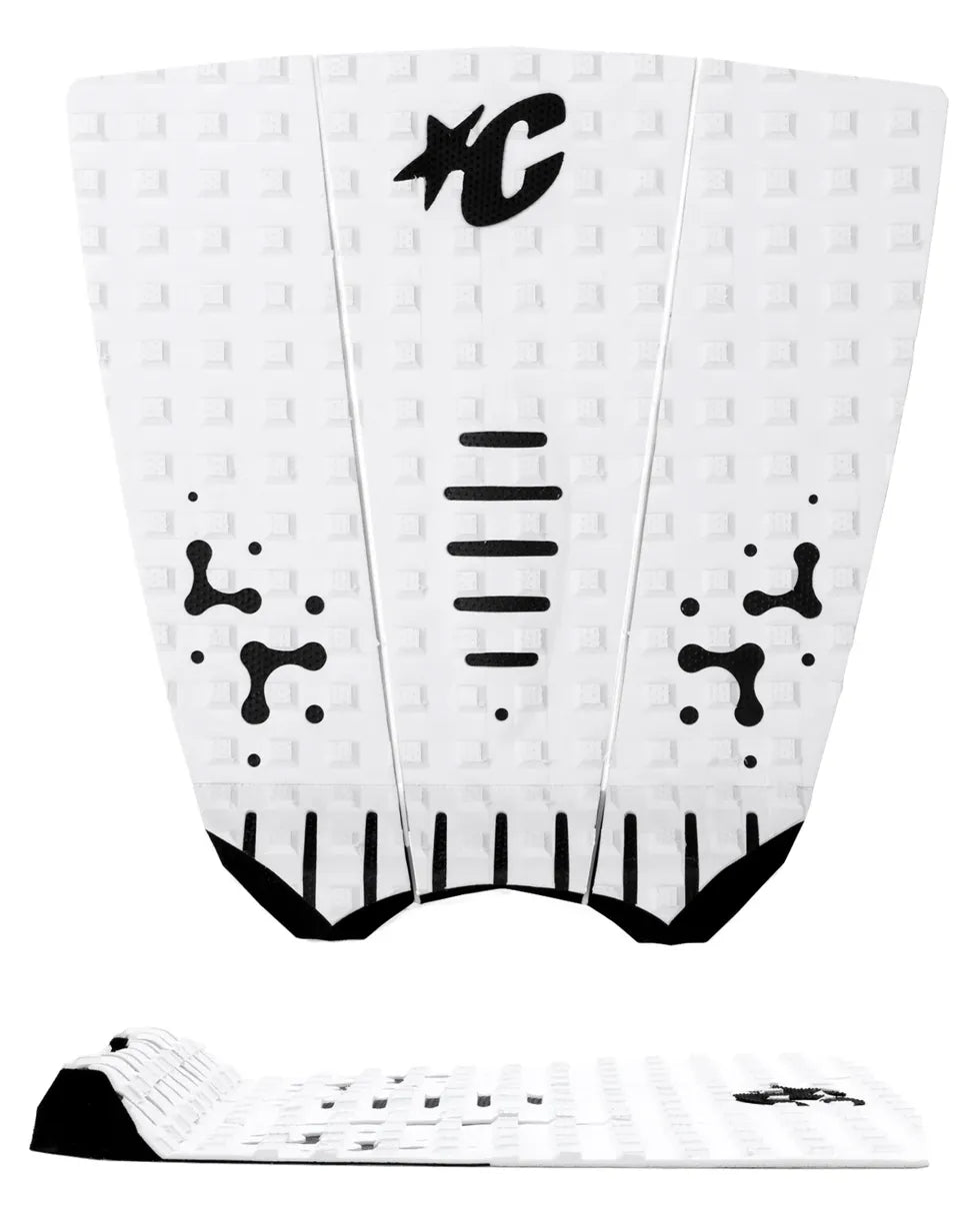 Grip de surf Creatures Mick Fanning Signature white black: 3 piezas blancas con patrón Square Loc LOC-LITE, cortes negros en talón y logo negro, Table Top Kick 28mm y sello EcoPure.