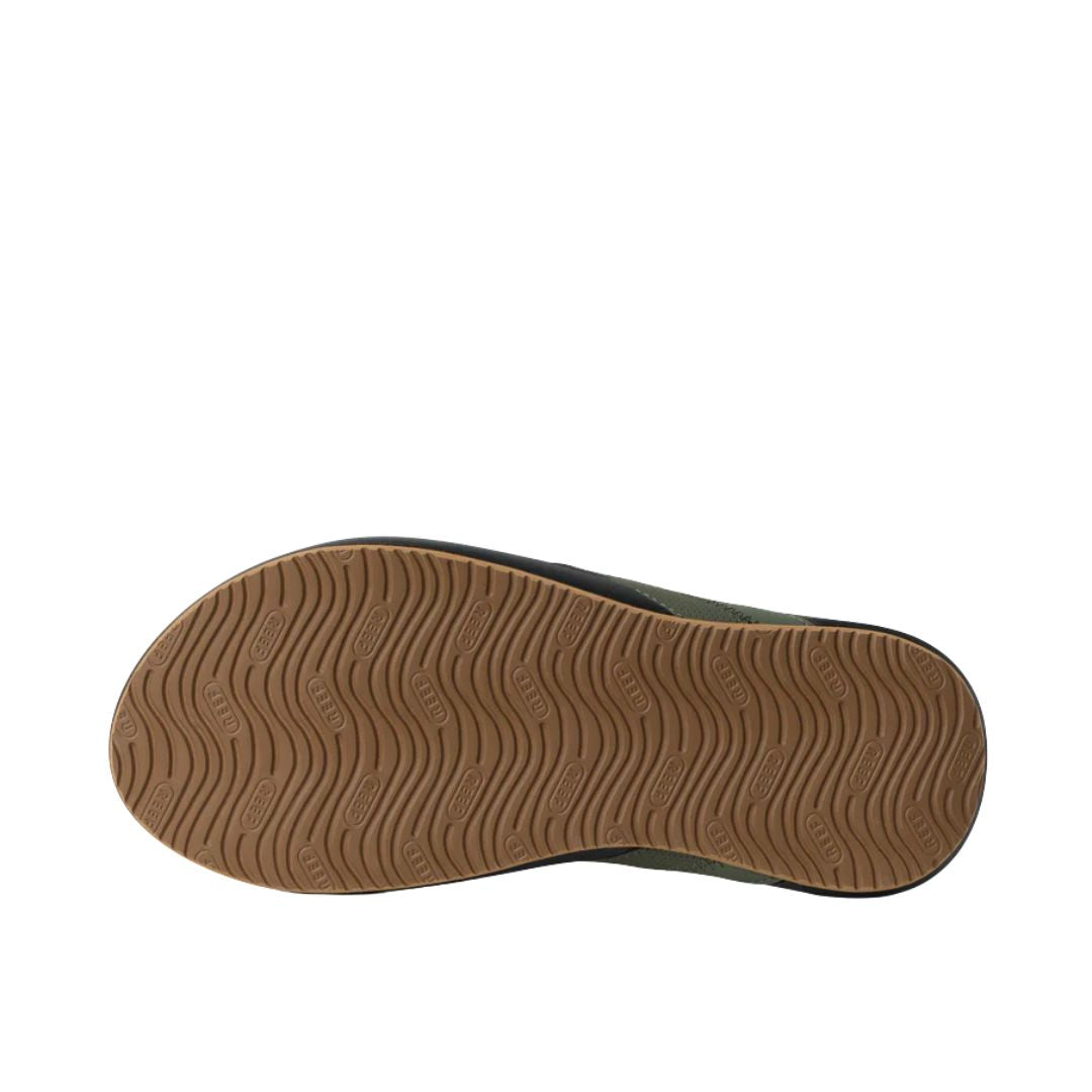 Suela chanclas Reef Cushion Phantom 2.0 gum marrón con patrón antideslizante y gran agarre.