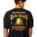Detalle gráfico Rip Curl Bells Pro 26 Bell Logo S/S Tee campana Bells Beach Pro en la espalda.