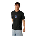 Camiseta Rip Curl Ice Break en negro lavado (Washed Black), vista frontal de busto con el cuello redondo, la manga corta y el logo circular Wet Suits centrado sobre el pecho.