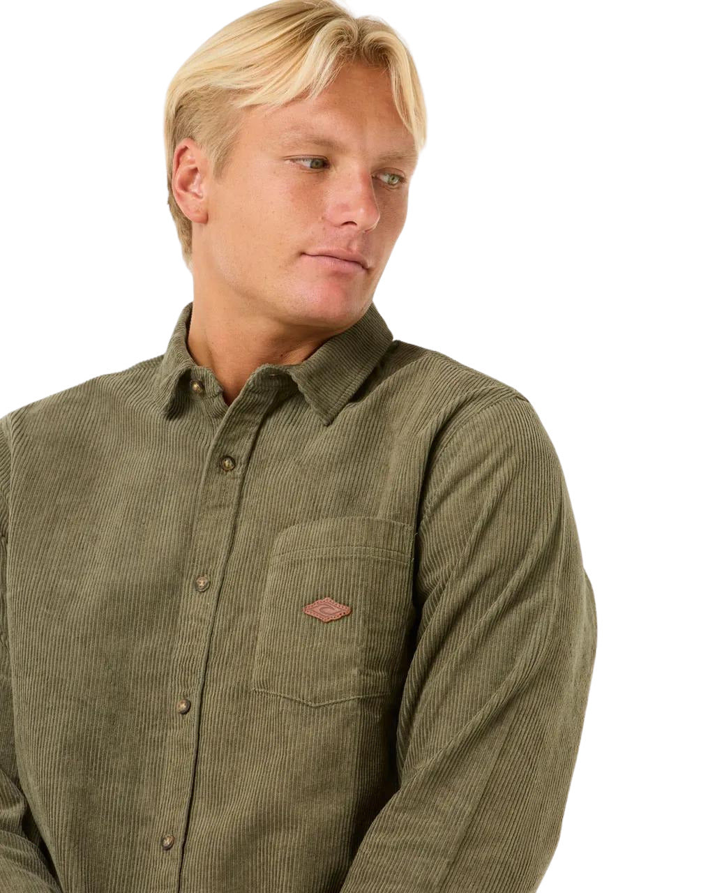 Hombre con la camisa de pana Rip Curl Classic Surf Cord Shirt Verde Oliva pecho