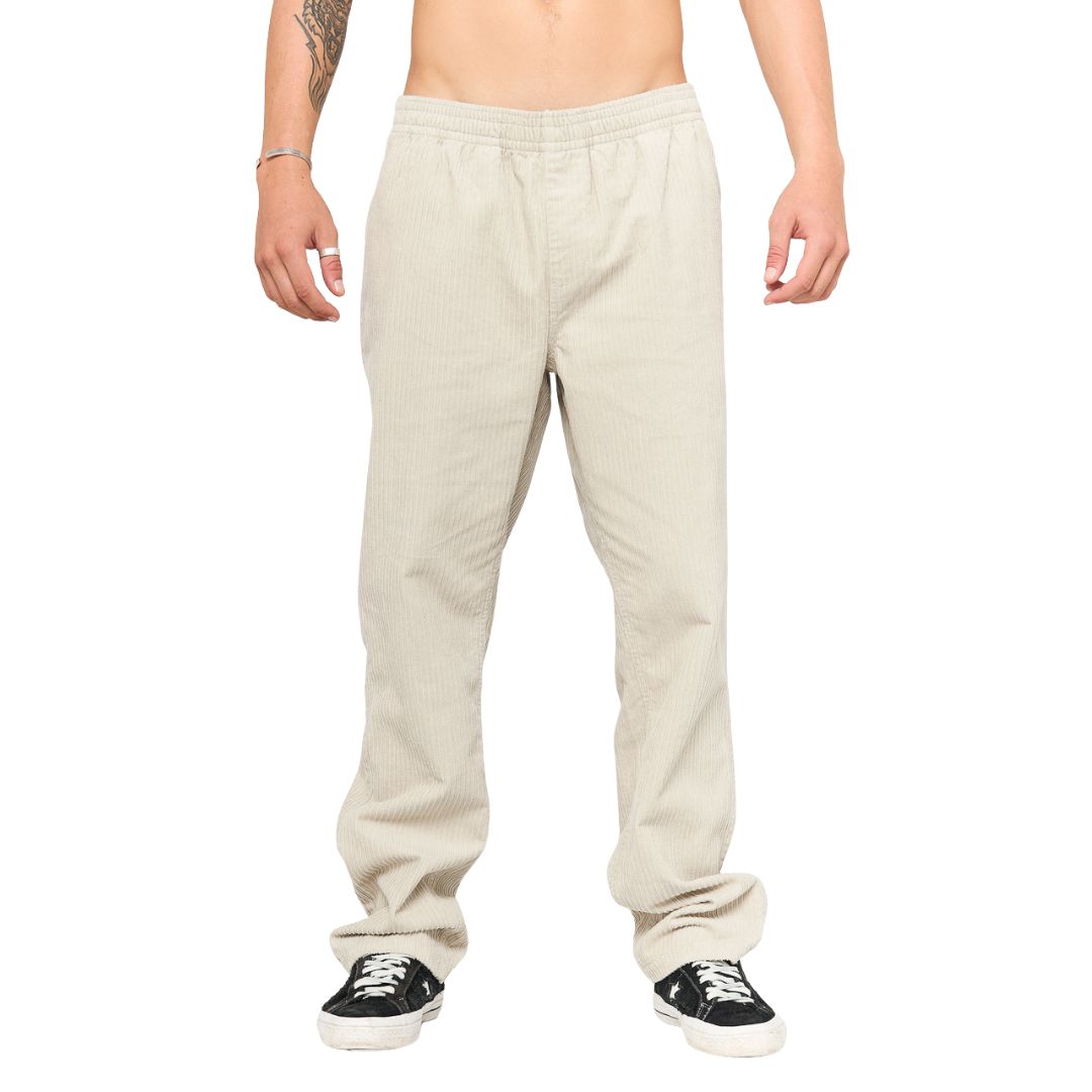 Vista frontal del pantalón Rip Curl Classic Surf Double Cord en color hueso, corte holgado y estilo casual.