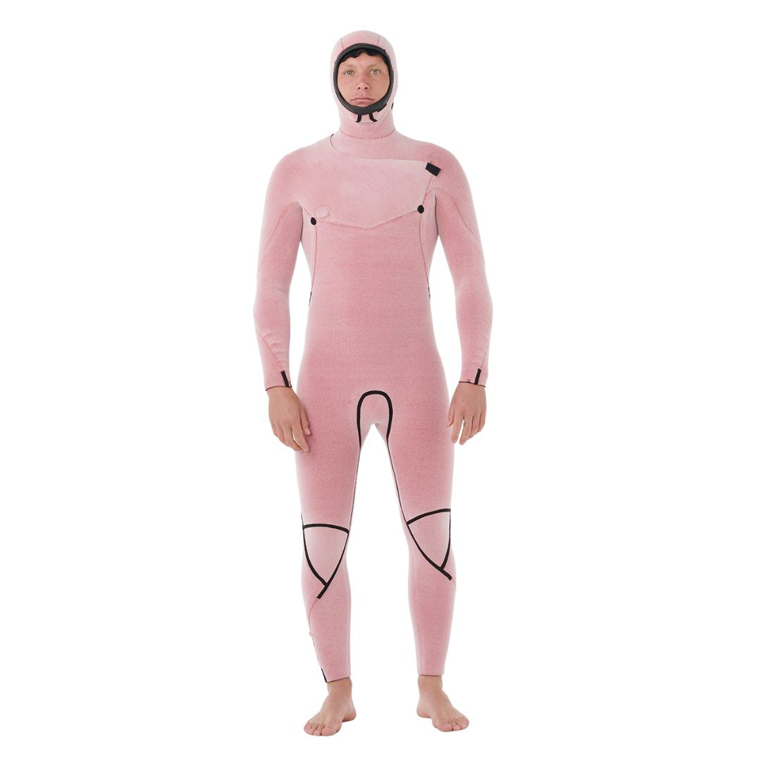Forro interior del traje Rip Curl F-Bomb Fusion Chest Zip Hood 4/3, mostrado en tono rosa afelpado con capucha, vista frontal completa sobre el cuerpo.